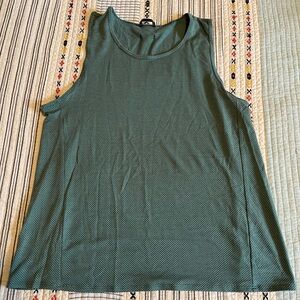 Oiselle flyout trail tank green size 12